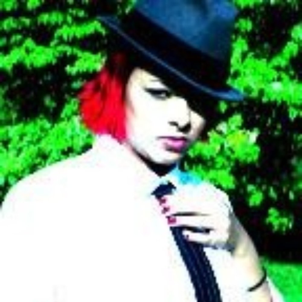 Meet your Posher, Keziah